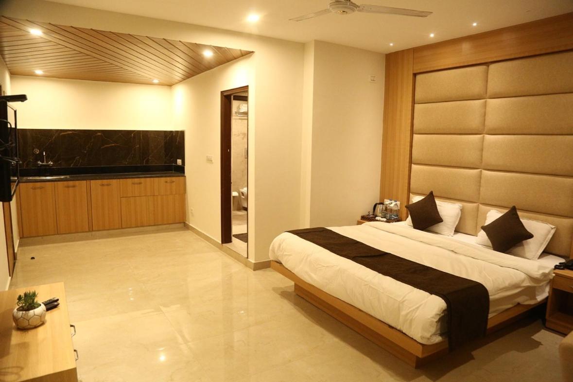 Hotel Shining Hills à Mussoorie Extérieur photo