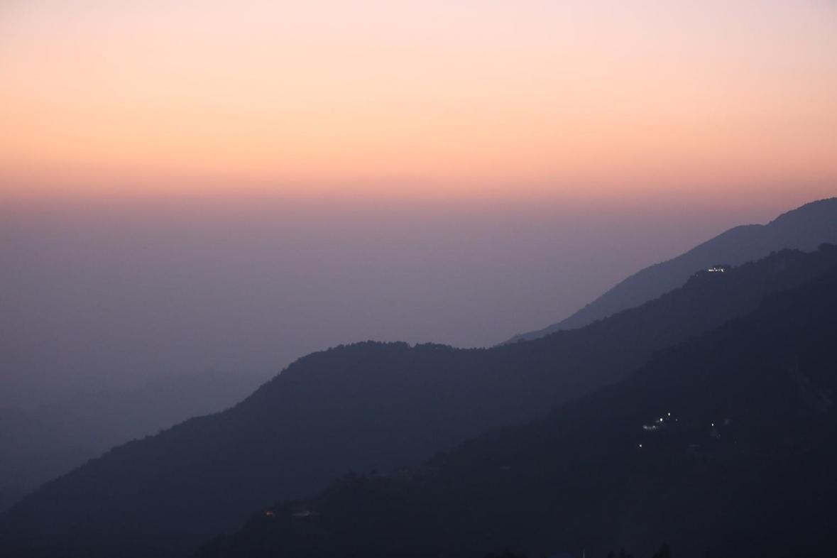 Hotel Shining Hills à Mussoorie Extérieur photo