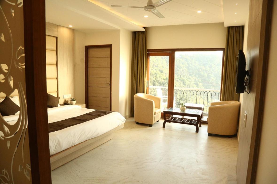 Hotel Shining Hills à Mussoorie Extérieur photo